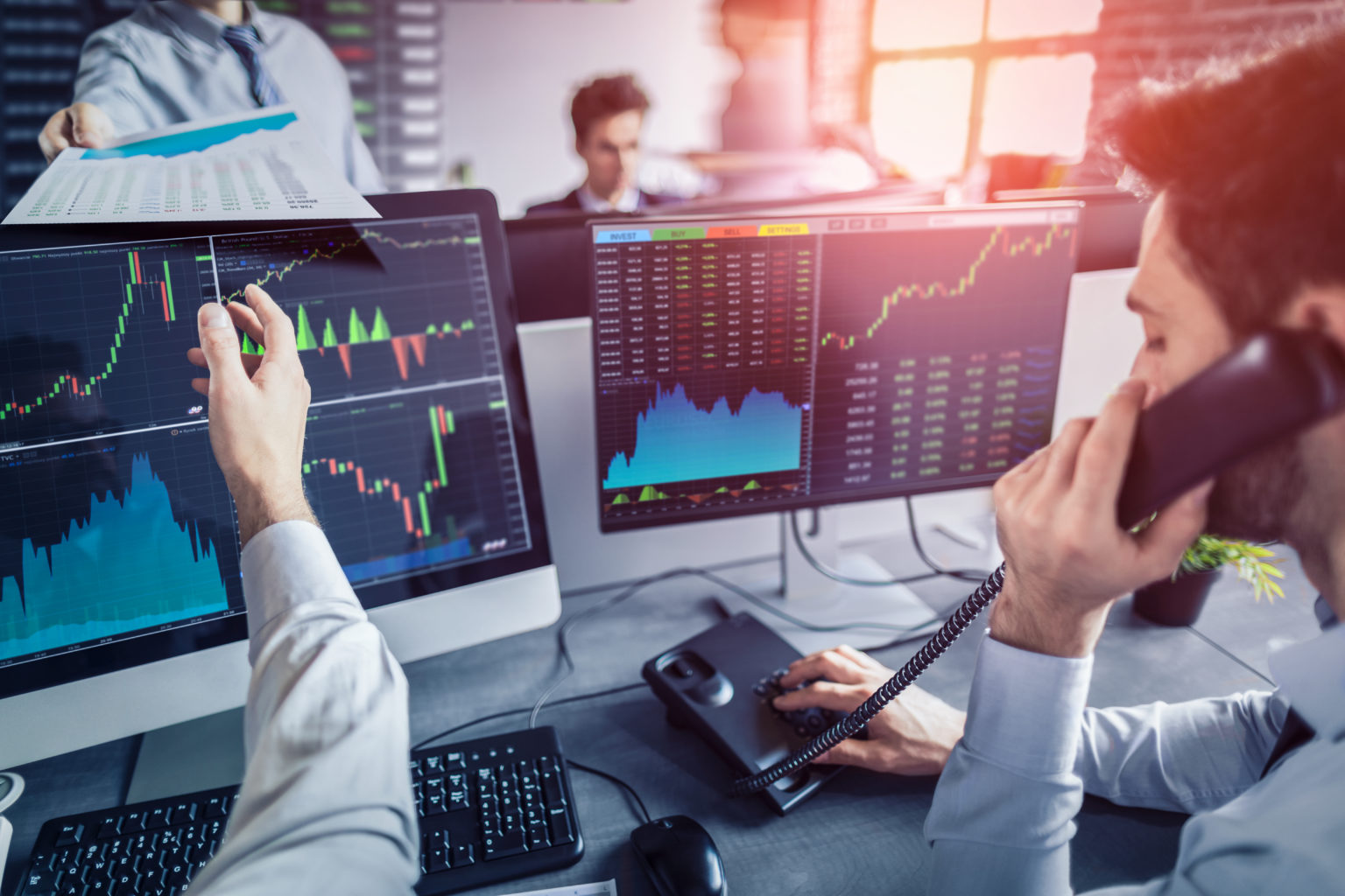 Trading desk